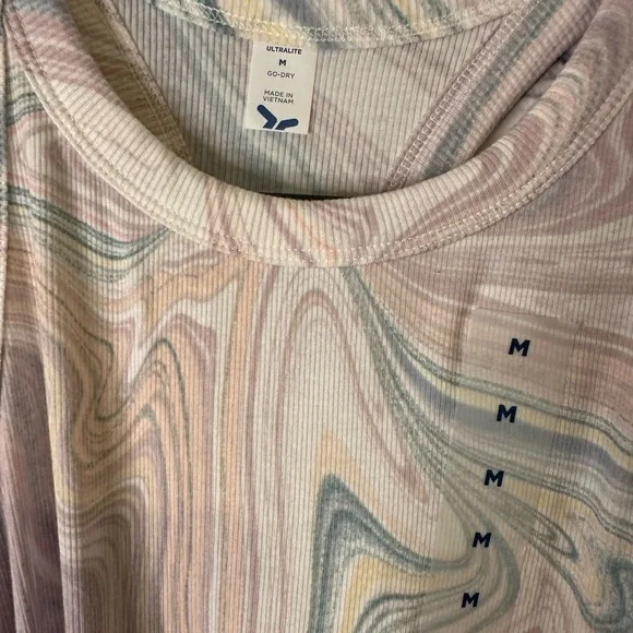 NWT Old Navy Marble Swirl Sleeveless Tank Top Size Medium - Picture 2 of 3